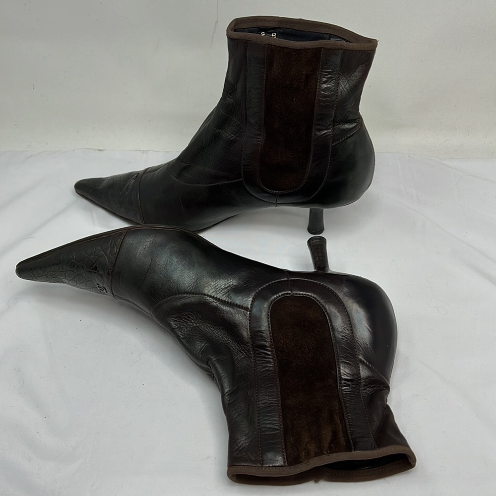 Chanel Sz 8 Brown Leather Croc and Suede Ankle Length Sock Kitten Heel Boots - Picture 4 of 16